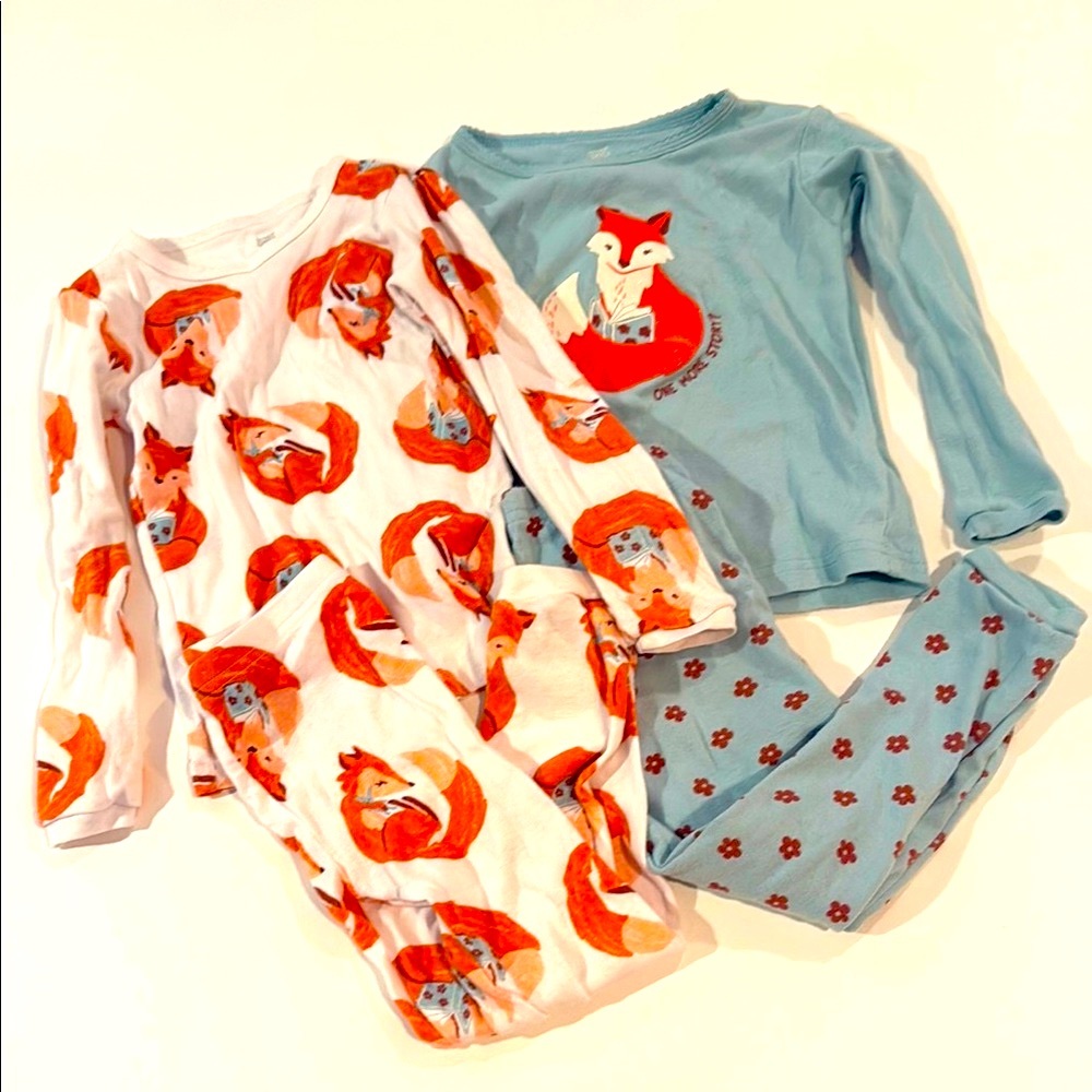 🟡Fox PJ Set of 2, Size 3T